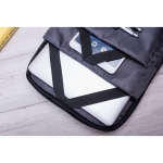 Wodoodporny plecak chroniący przed kieszonkowcami, przegroda na laptopa 15` i tablet 10`