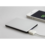 Power Bank z wbudowaną pamięcią USB 4GB