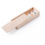 Gra domino w drewnianym pudełku - Zdjęcie